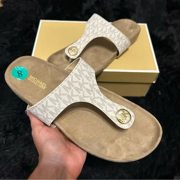 MICHAEL KORS ゴールド サンダル MICHAEL KORS ゴールド サンダル - メルカリ